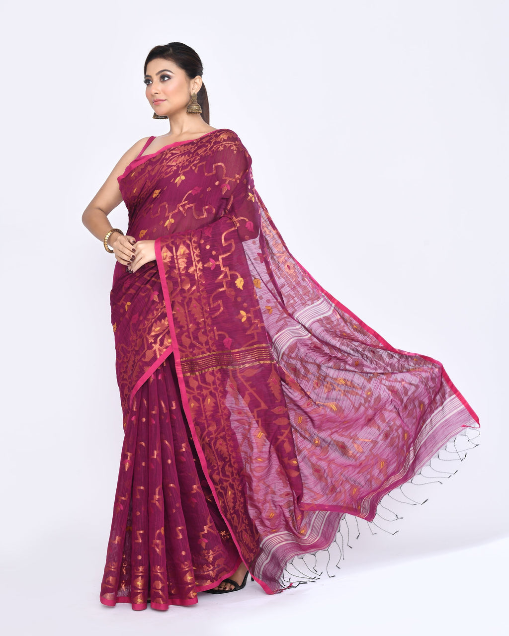 Piyari Fashion Women's Pink Embellished Cotton Blend Jamdani Saree | Grocsy