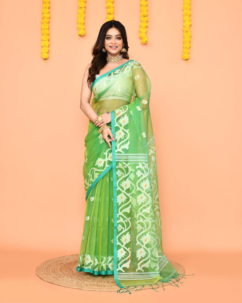 Piyari Fashion Women's Green Resham Silk Jamdani Saree | Grocsy