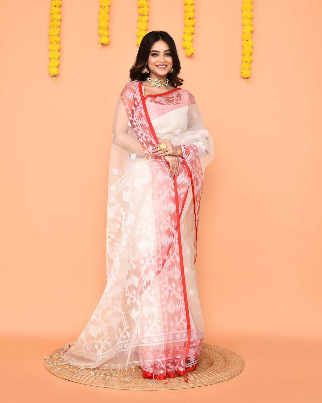Piyari Fashion Women's White Resham Silk Jamdani Saree | Grocsy