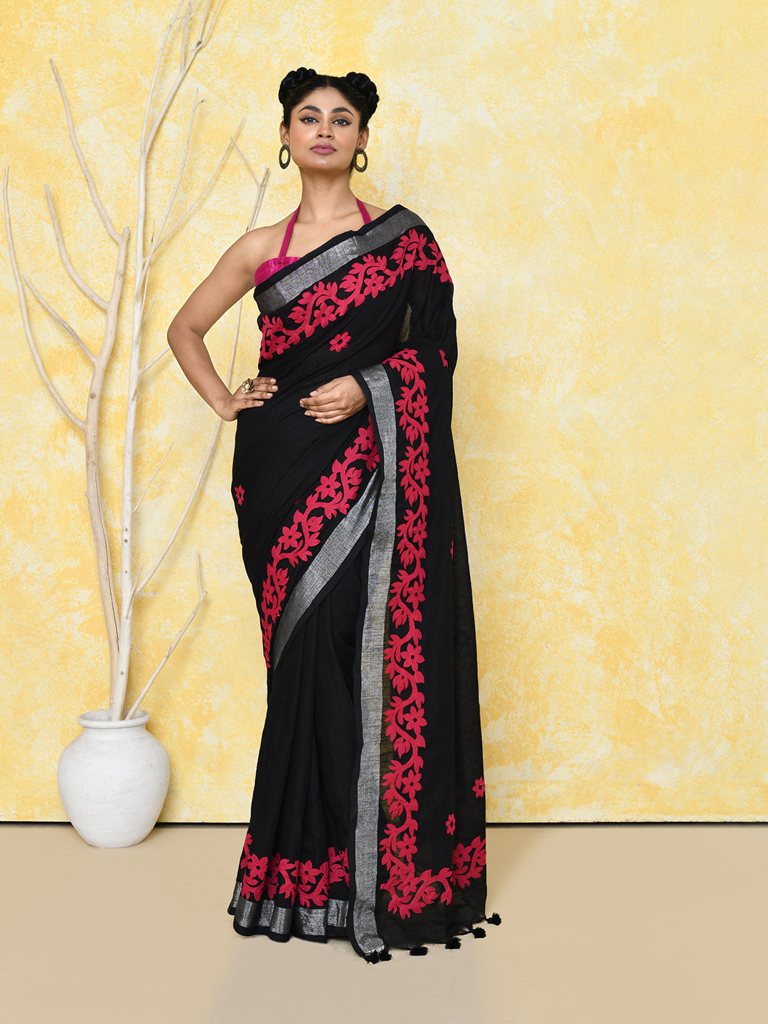 Piyari Fashion Women's Black Exclusive Applique Saree With Blouse Piece | Grocsy