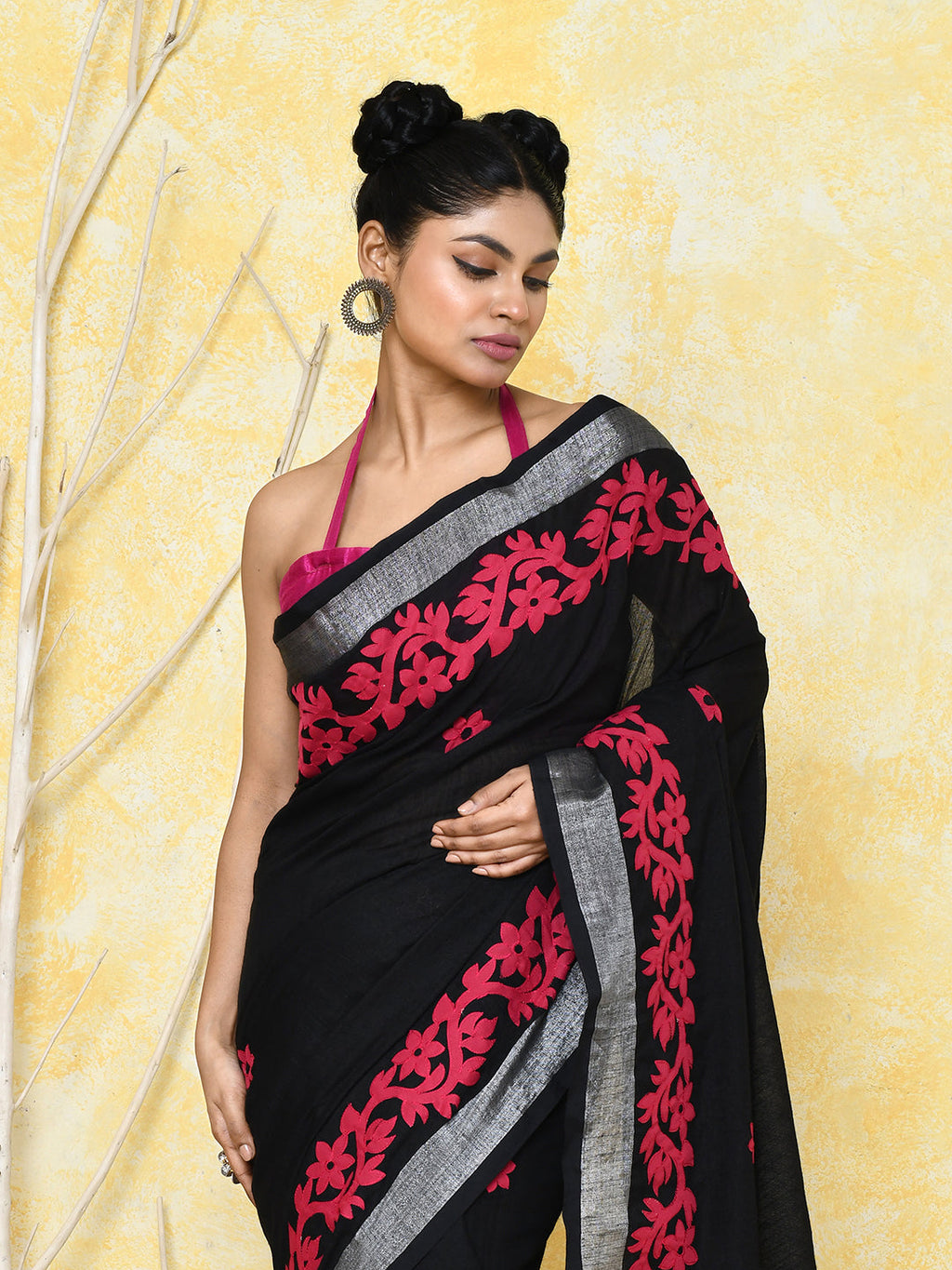Piyari Fashion Women's Black Exclusive Applique Saree With Blouse Piece | Grocsy