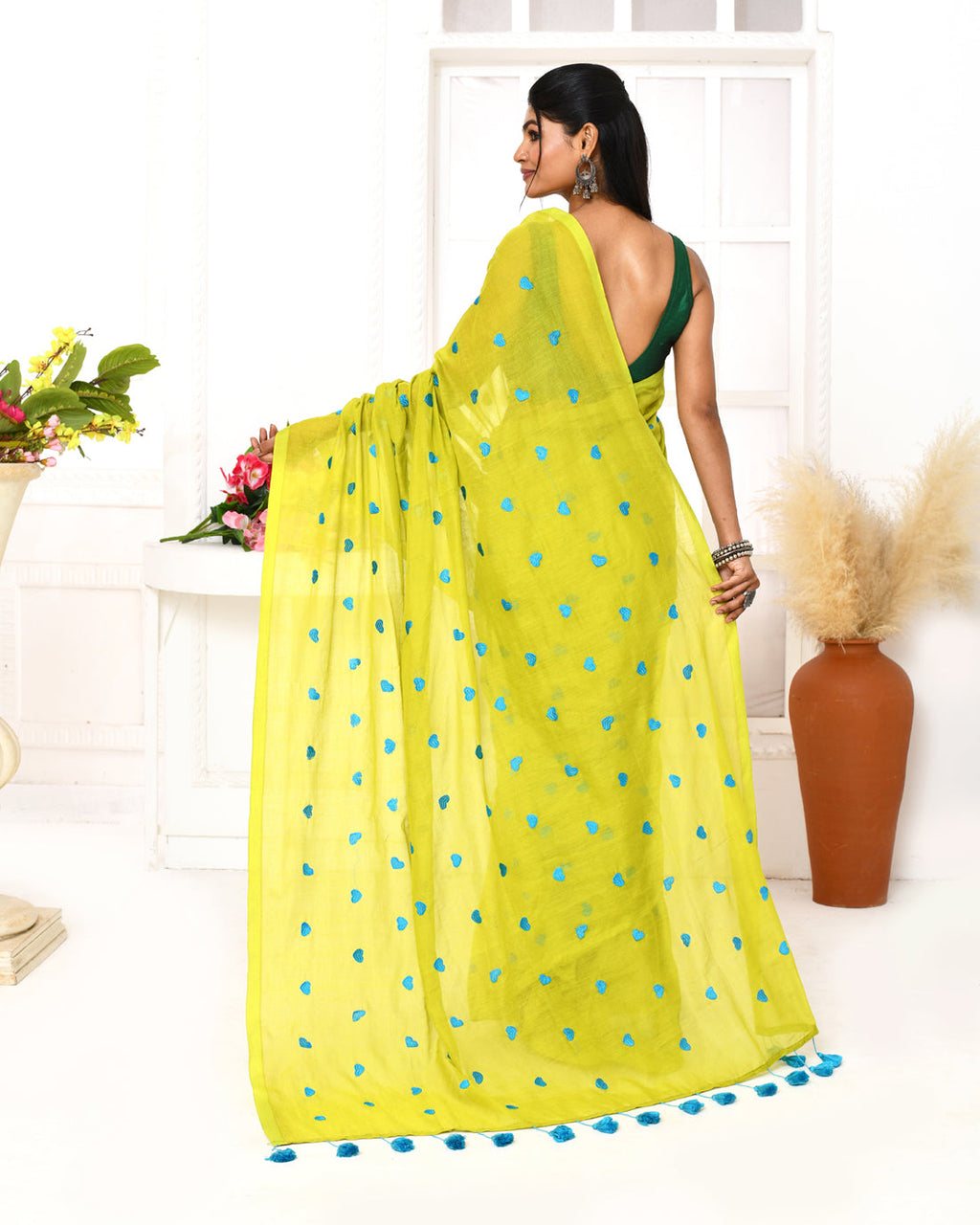 Piyari Fashion Women's Lemon Exclusive Embroidery Saree | Grocsy