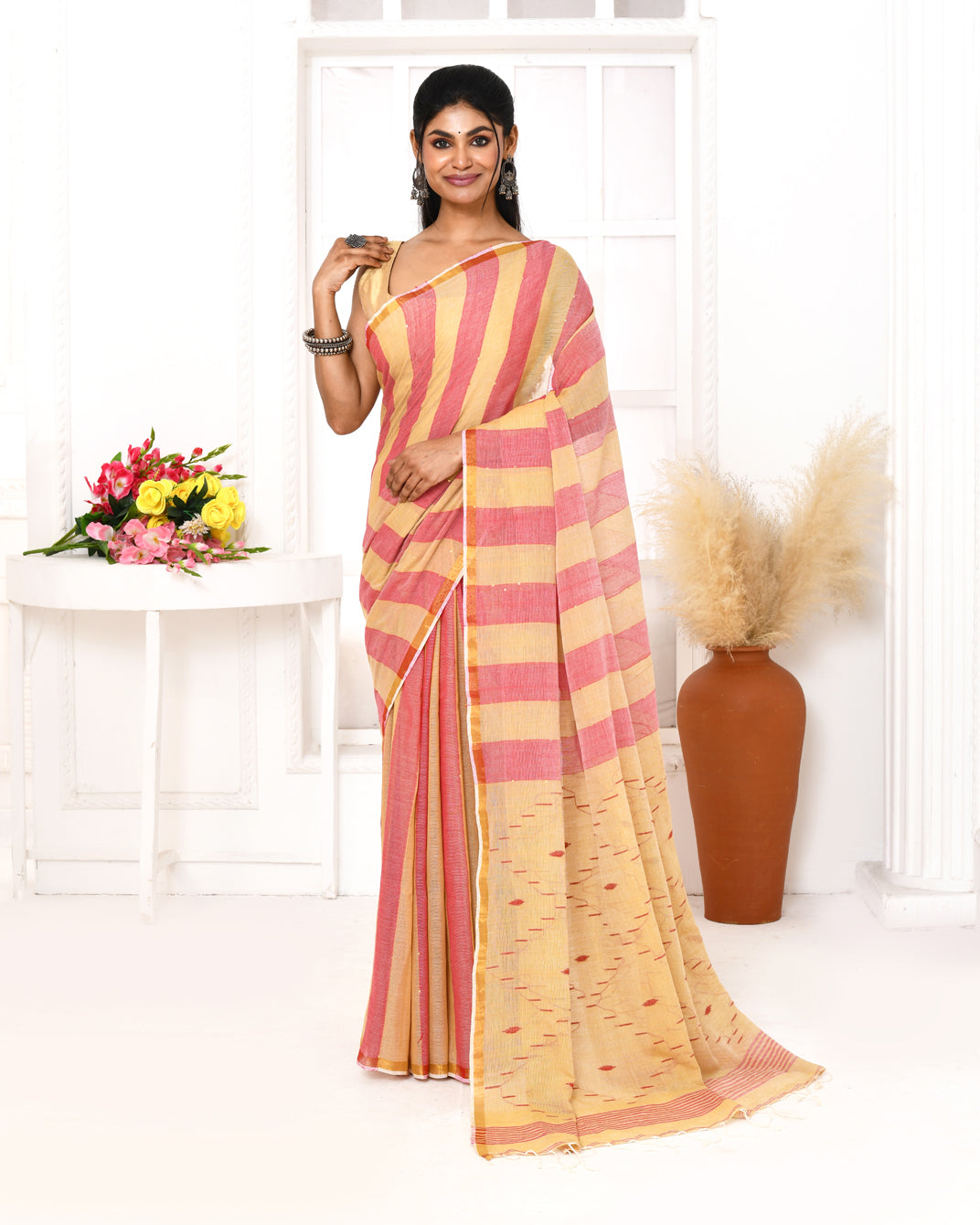 Piyari Fashion Women's Red Tangerine Cotton Handloom Jamdani Saree With Blouse | Grocsy
