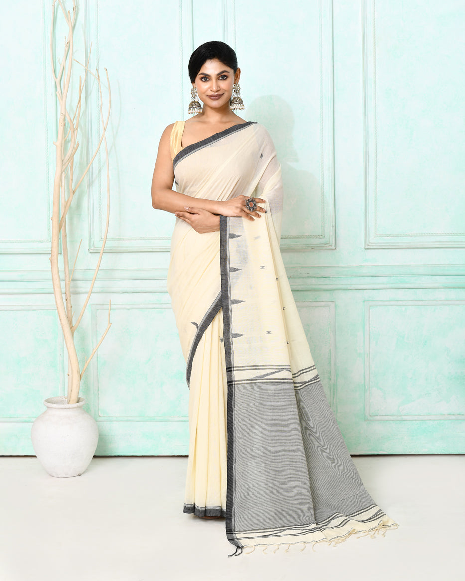 Piyari Fashion Women's Off White Cotton Handloom Jamdani Saree With Blouse | Grocsy