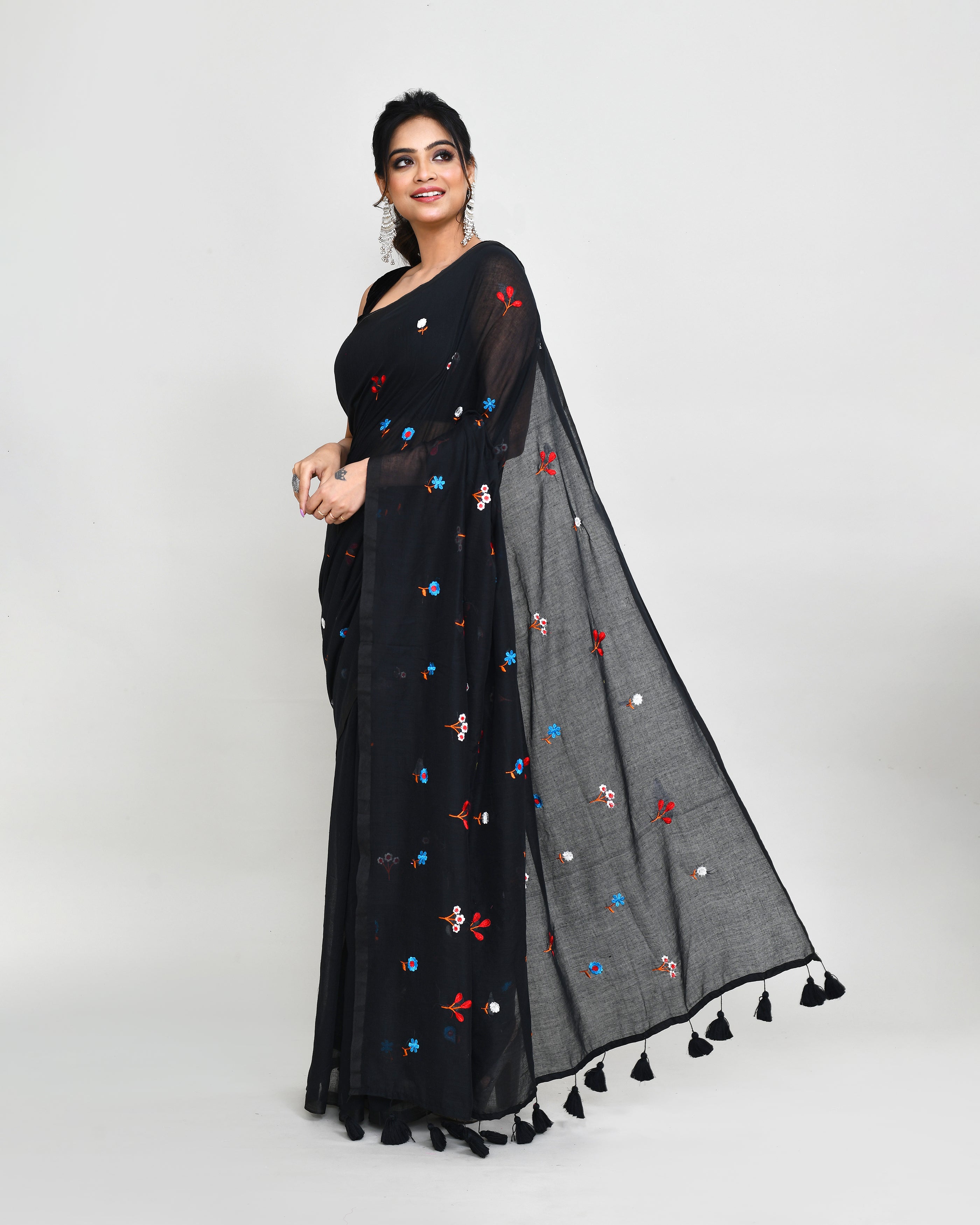 Piyari Fashion Women's Black Exclusive Embroidery Saree With Tassels | Grocsy