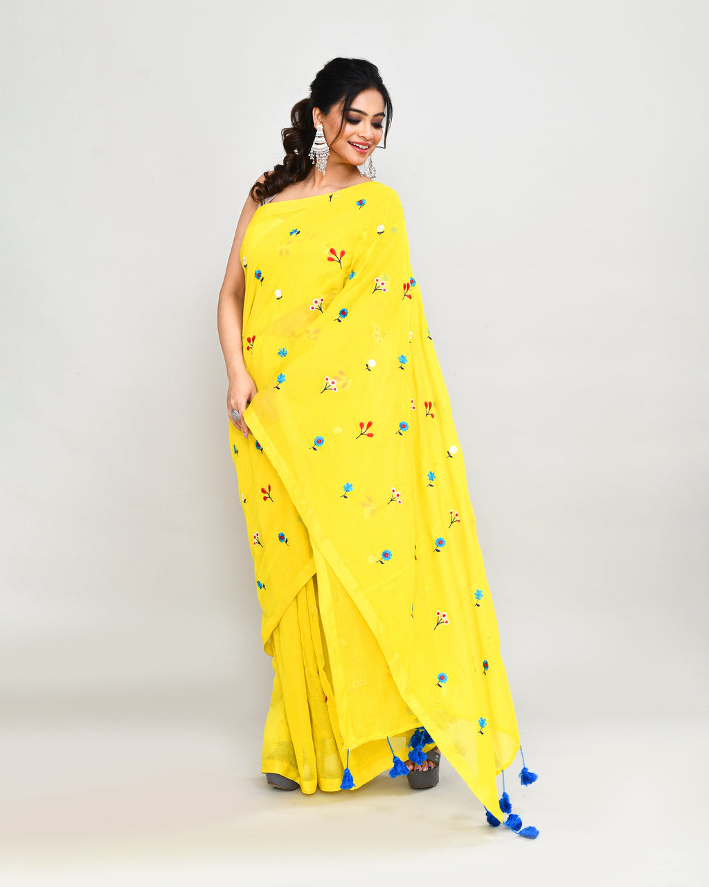 Piyari Fashion Women's Lemon Exclusive Embroidery Saree With Tassels | Grocsy