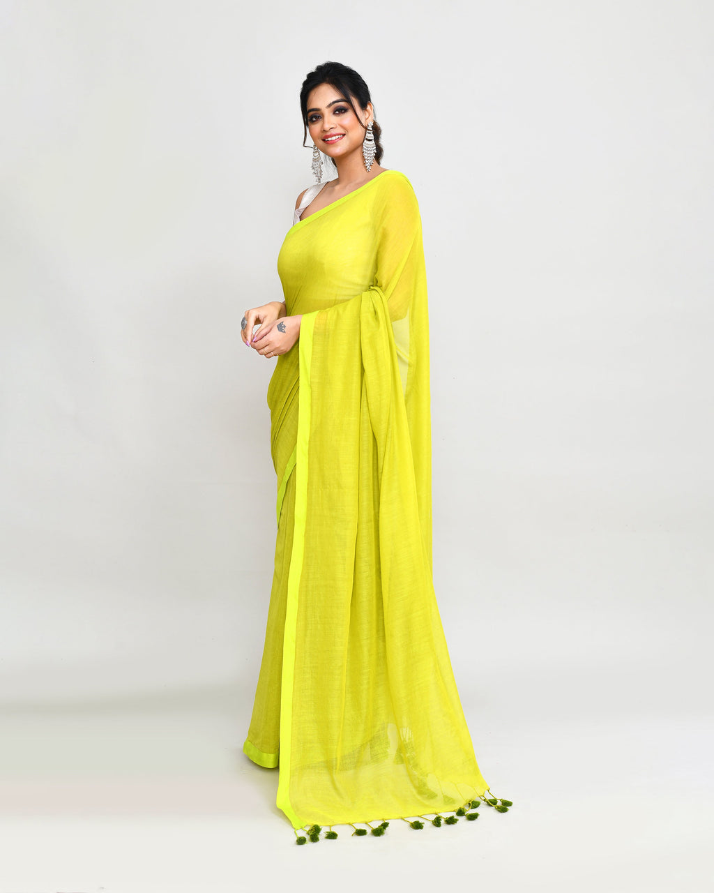 Piyari Fashion Woven's Lime Mulmul Cotton Saree With Tassels | Grocsy