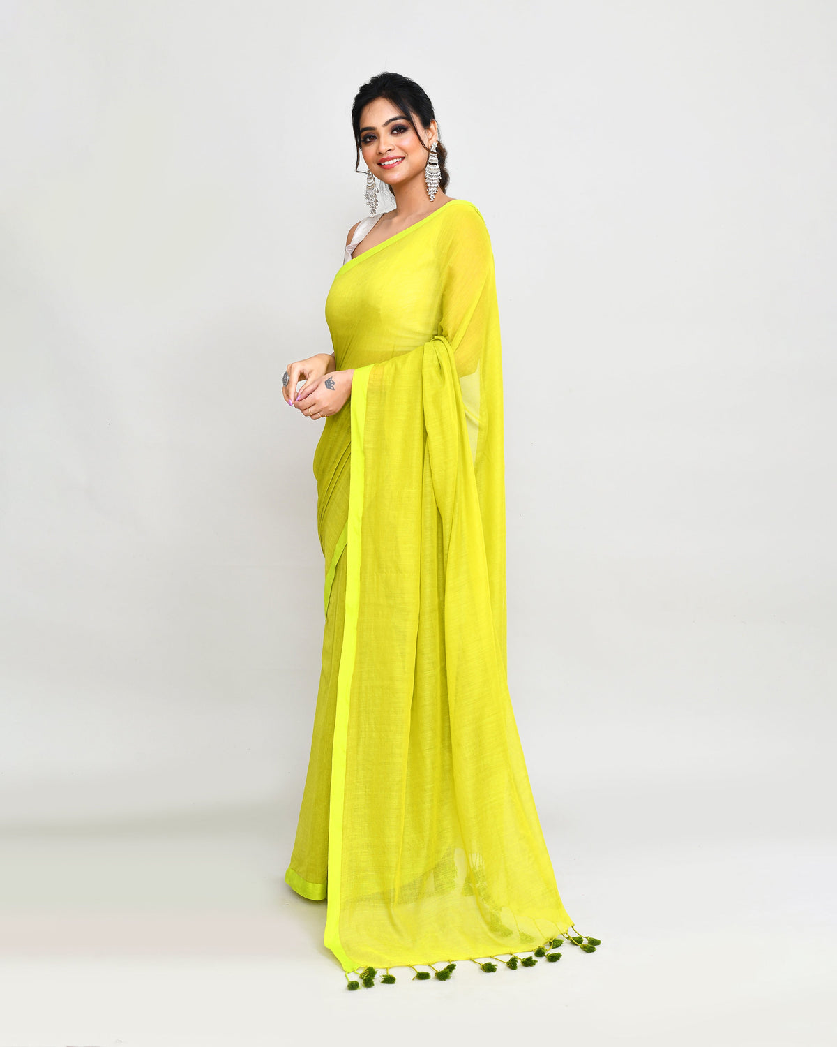 Piyari Fashion Woven's Lime Mulmul Cotton Saree With Tassels | Grocsy
