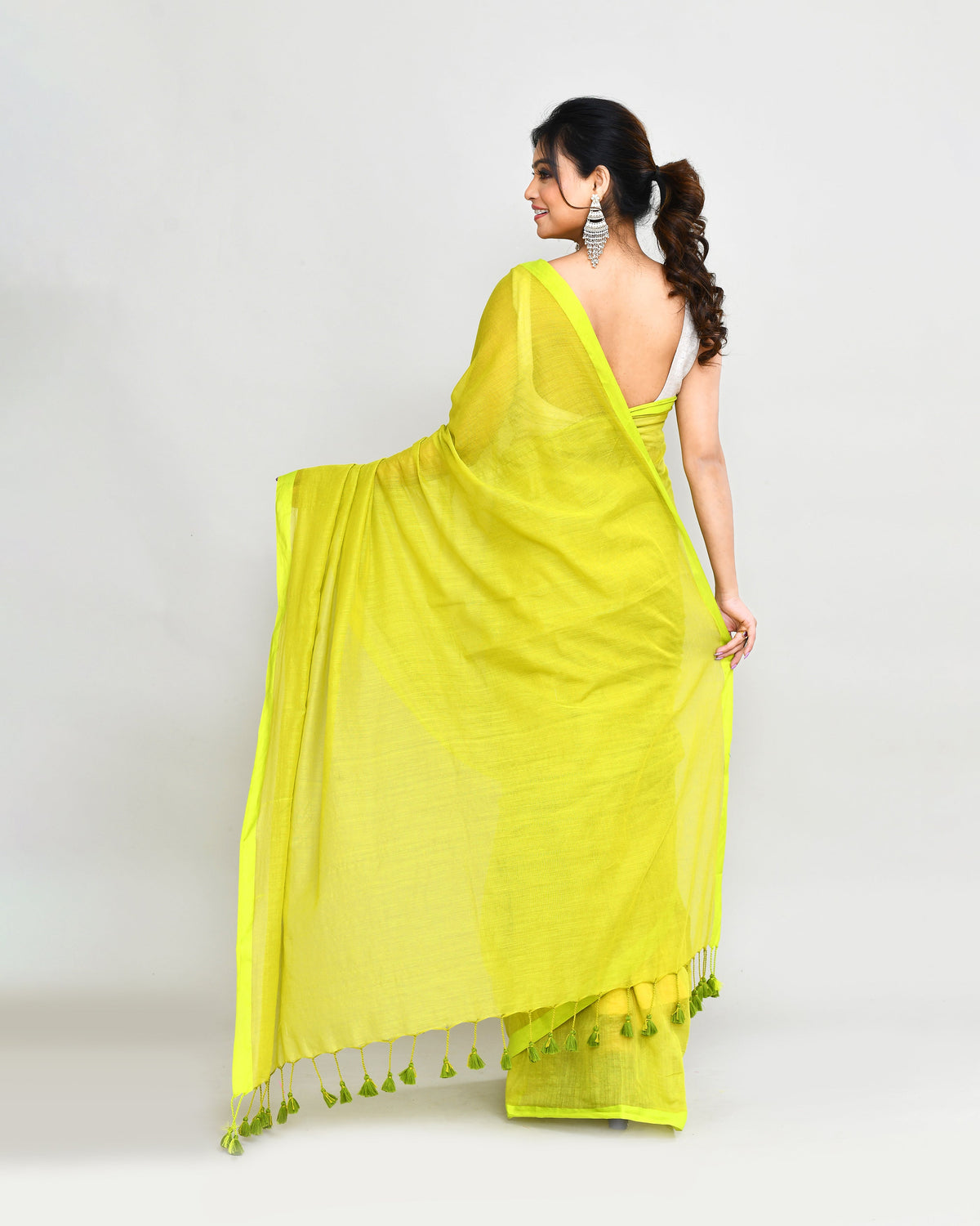 Piyari Fashion Woven's Lime Mulmul Cotton Saree With Tassels | Grocsy