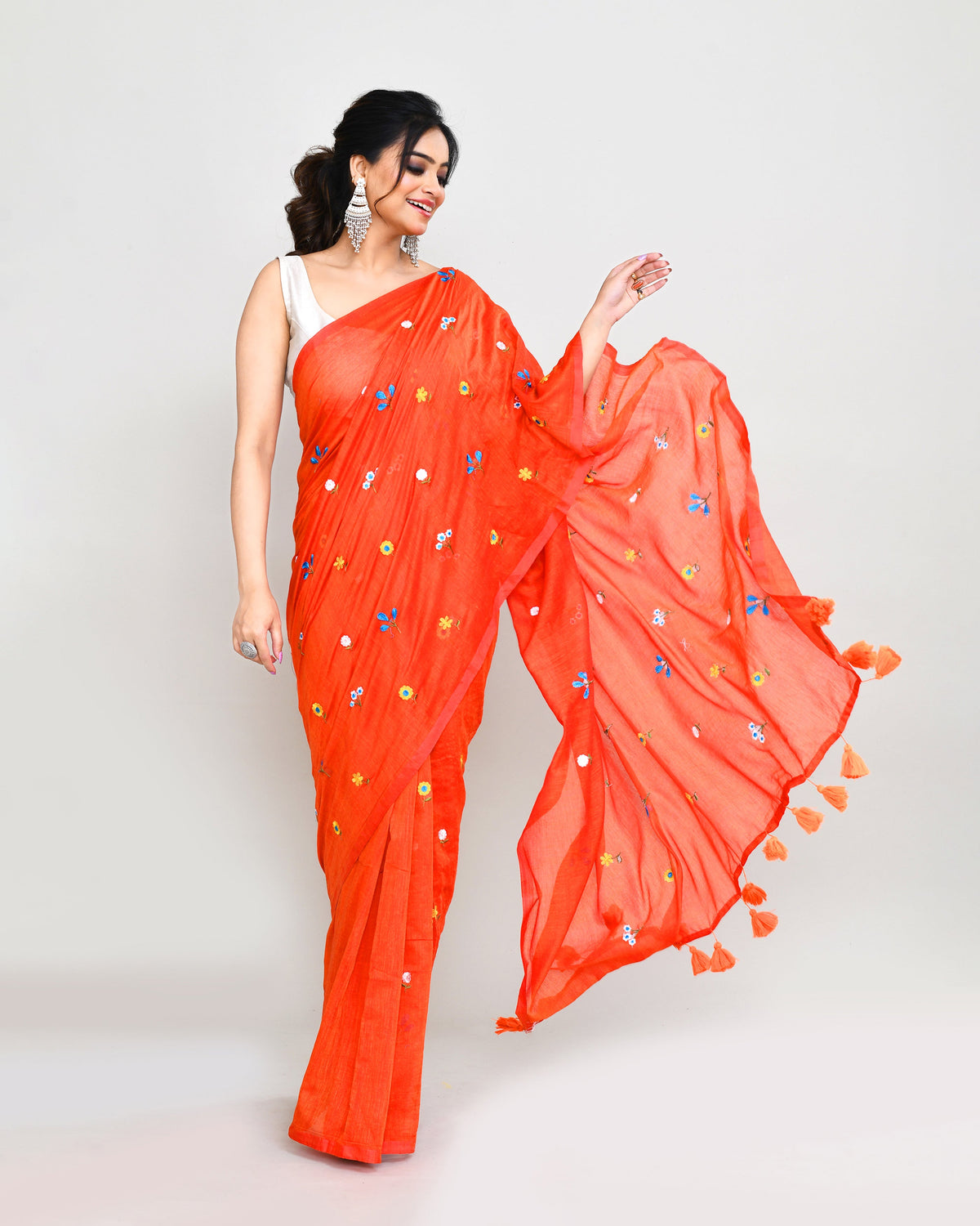 Piyari Fashion Women's Orange Red Dual Tone Exclusive Embroidery Saree With Tassels | Grocsy