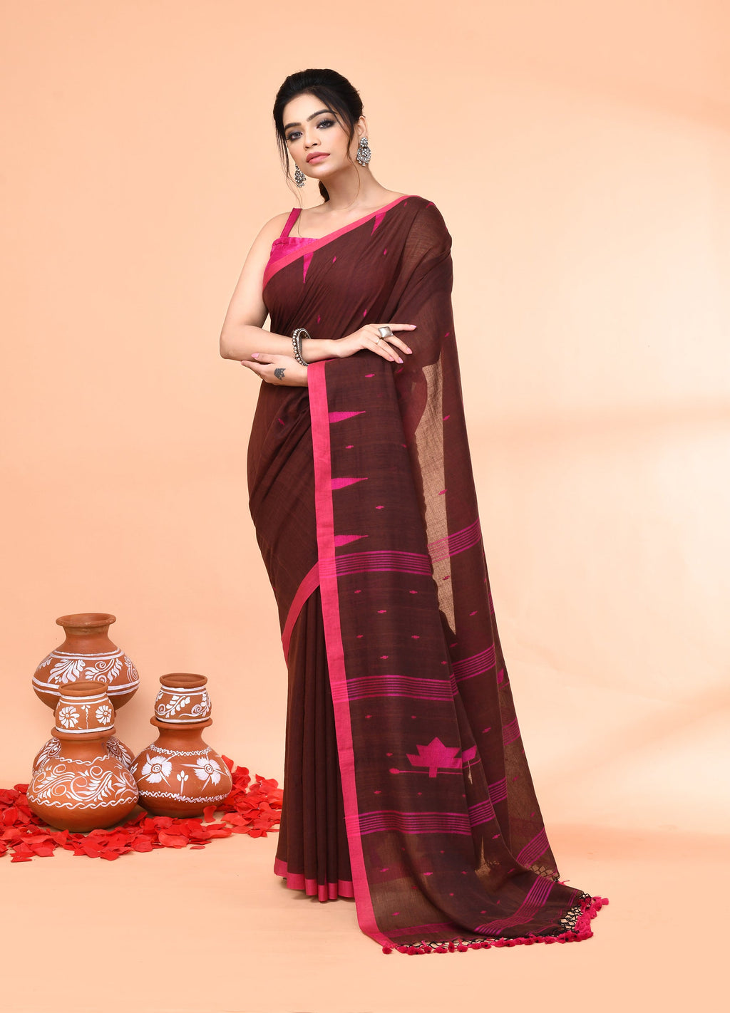 Piyari Fashion Women`s Brown Mul Cotton Handloom Jamdani Saree With Blouse | Grocsy