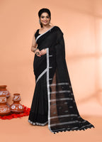 Piyari Fashion Women`s Black Mul Cotton Handloom Jamdani Saree With Blouse | Grocsy