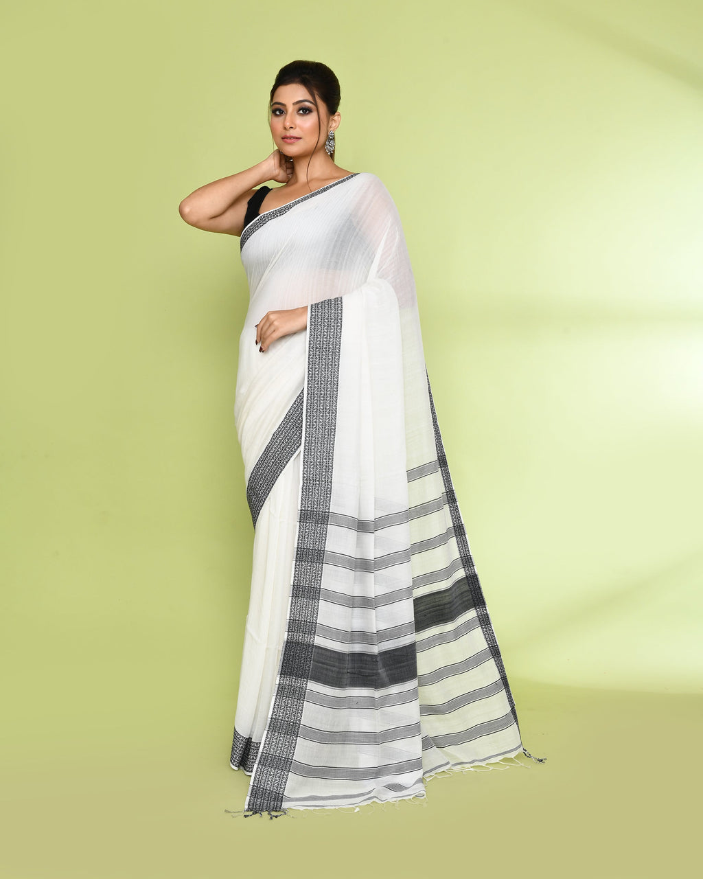 Piyari Fashion Women's White Embellished Cotton Saree | Grocsy