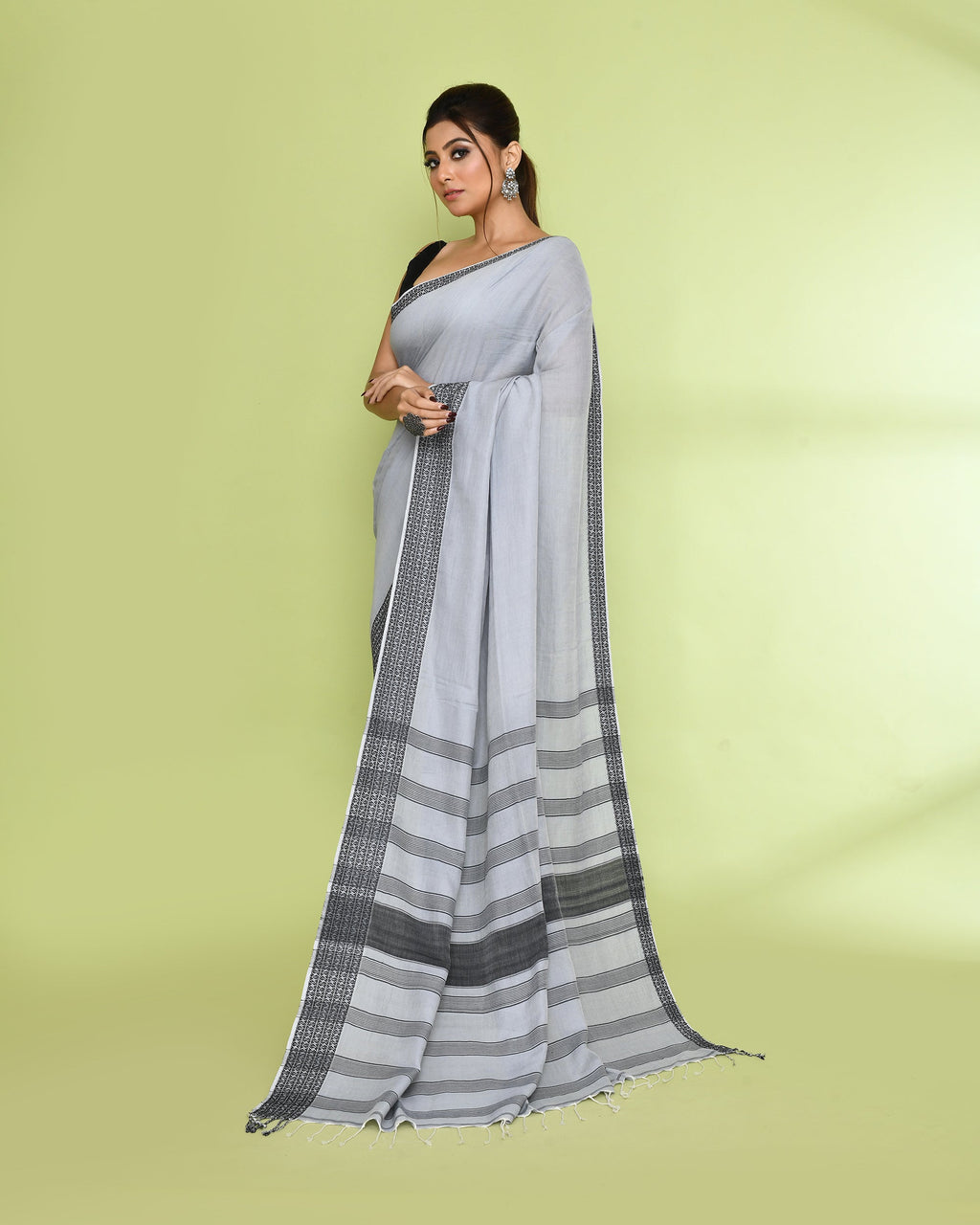 Piyari Fashion Women's Pearl Embellished Cotton Saree | Grocsy