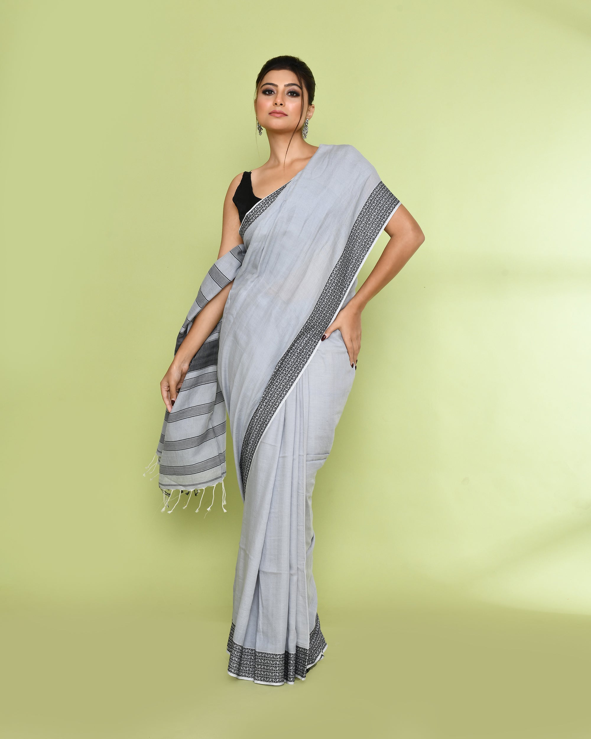 Piyari Fashion Women's Pearl Embellished Cotton Saree | Grocsy