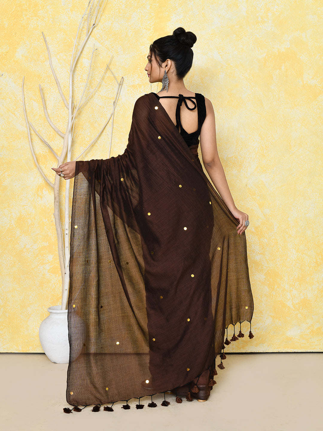 Piyari Fashion Women's Chocolate Brown Sequin Work Soft Pure Cotton Saree With Blouse Piece | Grocsy