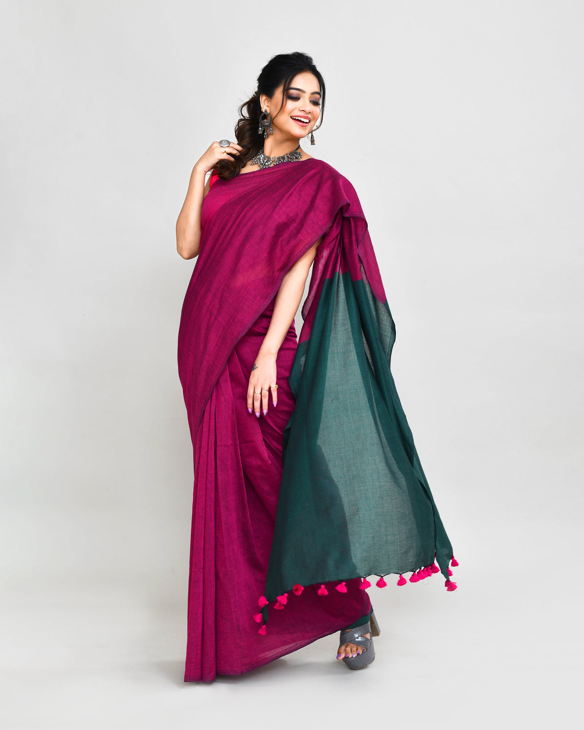Piyari Fashion Handspun Cotton Rani Pink Handloom Saree With Blouse | Grocsy