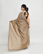 Piyari Fashion Handspun Cotton Beige Handloom Saree With Blouse | Grocsy