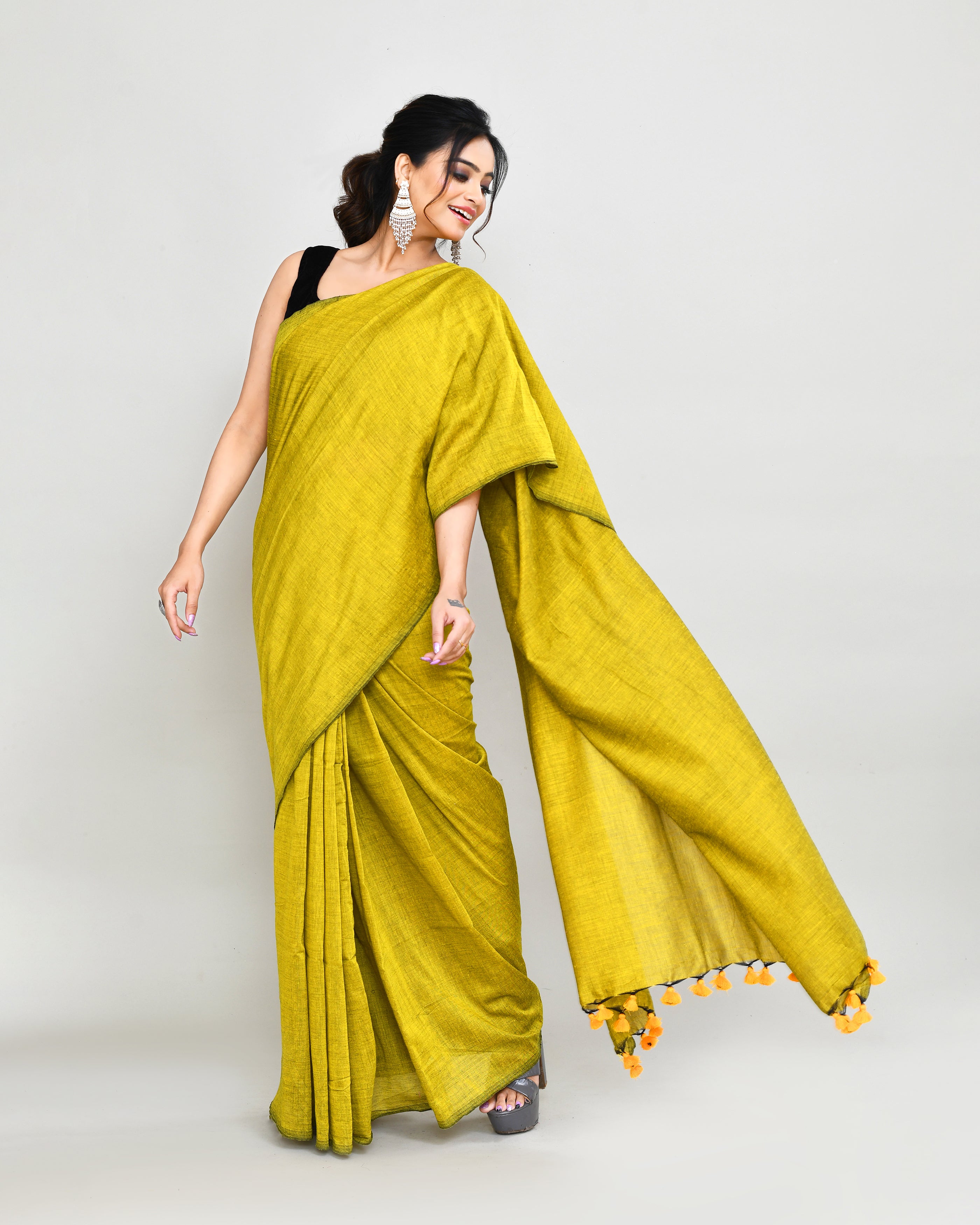 Piyari Fashion Handspun Cotton Lemon Handloom Saree With Blouse | Grocsy