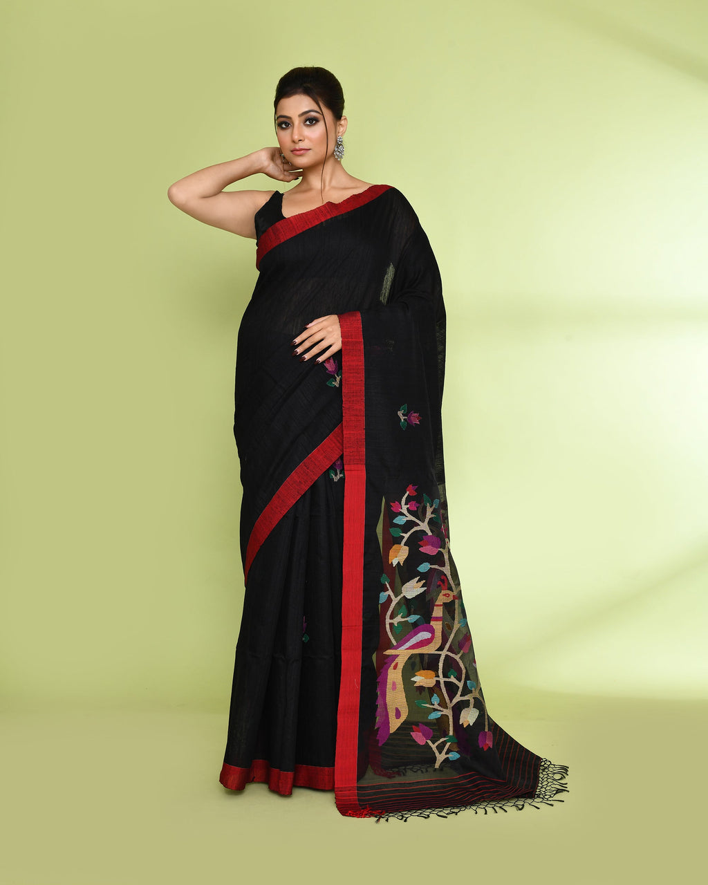 Piyari Fashion Women's Black Embellished Matka Silk Jamdani Saree | Grocsy