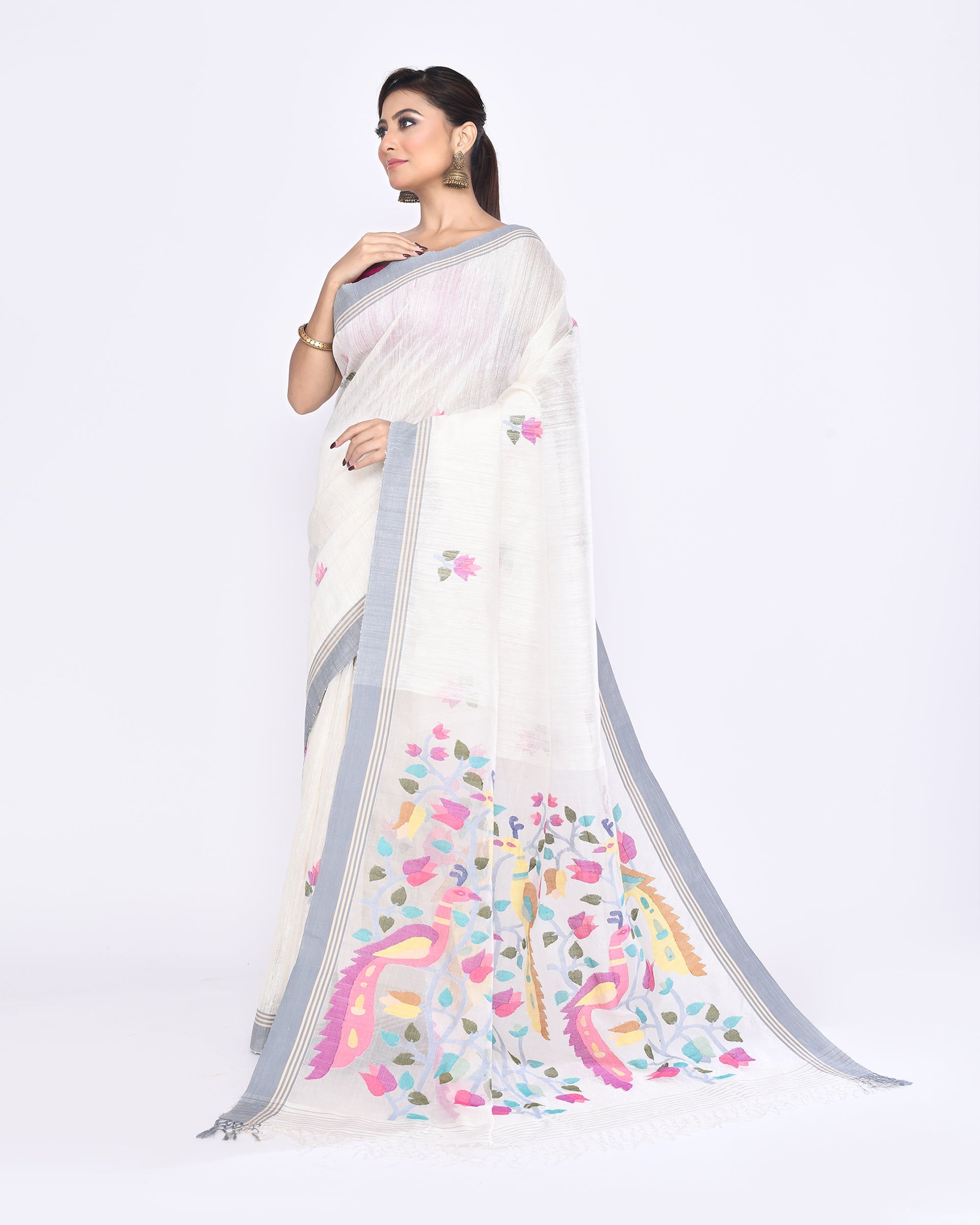 Piyari Fashion Women's Off White Embellished Matka Silk Jamdani Saree | Grocsy