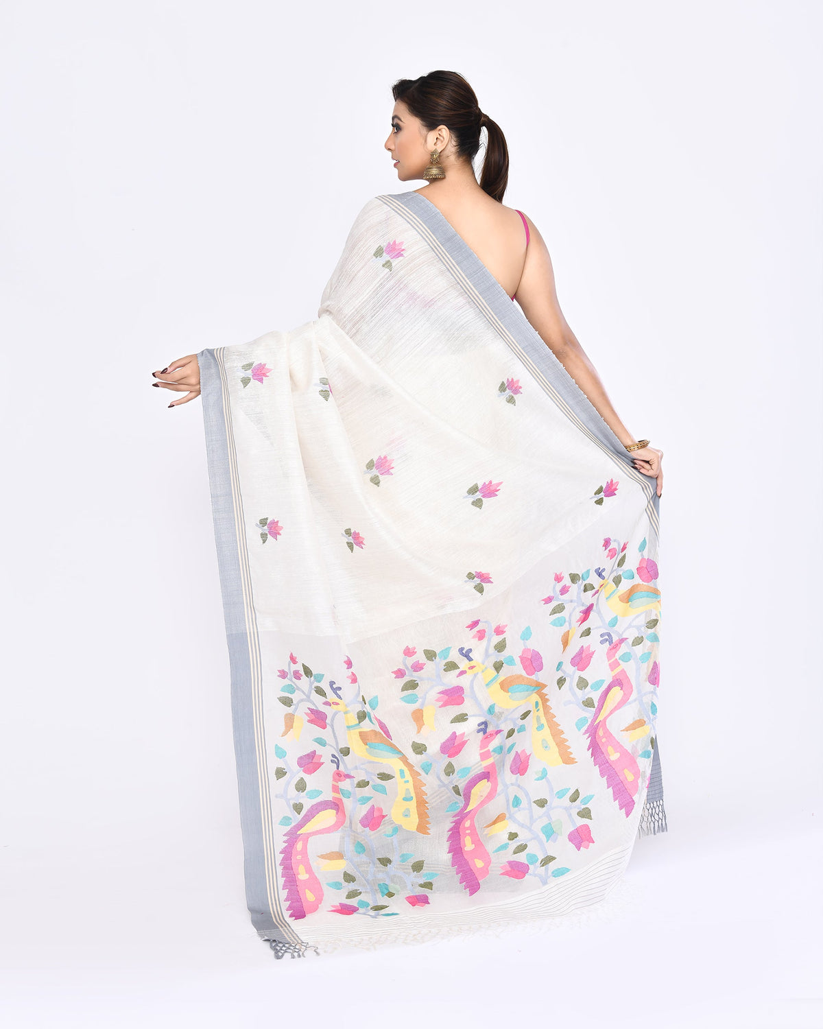 Piyari Fashion Women's Off White Embellished Matka Silk Jamdani Saree | Grocsy