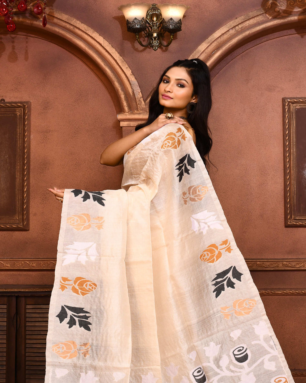 Piyari Fashion Off White Tussar Silk Jamdani Saree With Blouse Piece | Grocsy