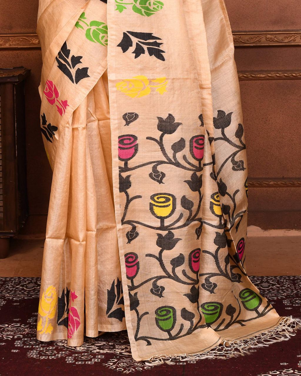 Piyari Fashion Beige Tussar Silk Jamdani Saree With Blouse Piece | Grocsy
