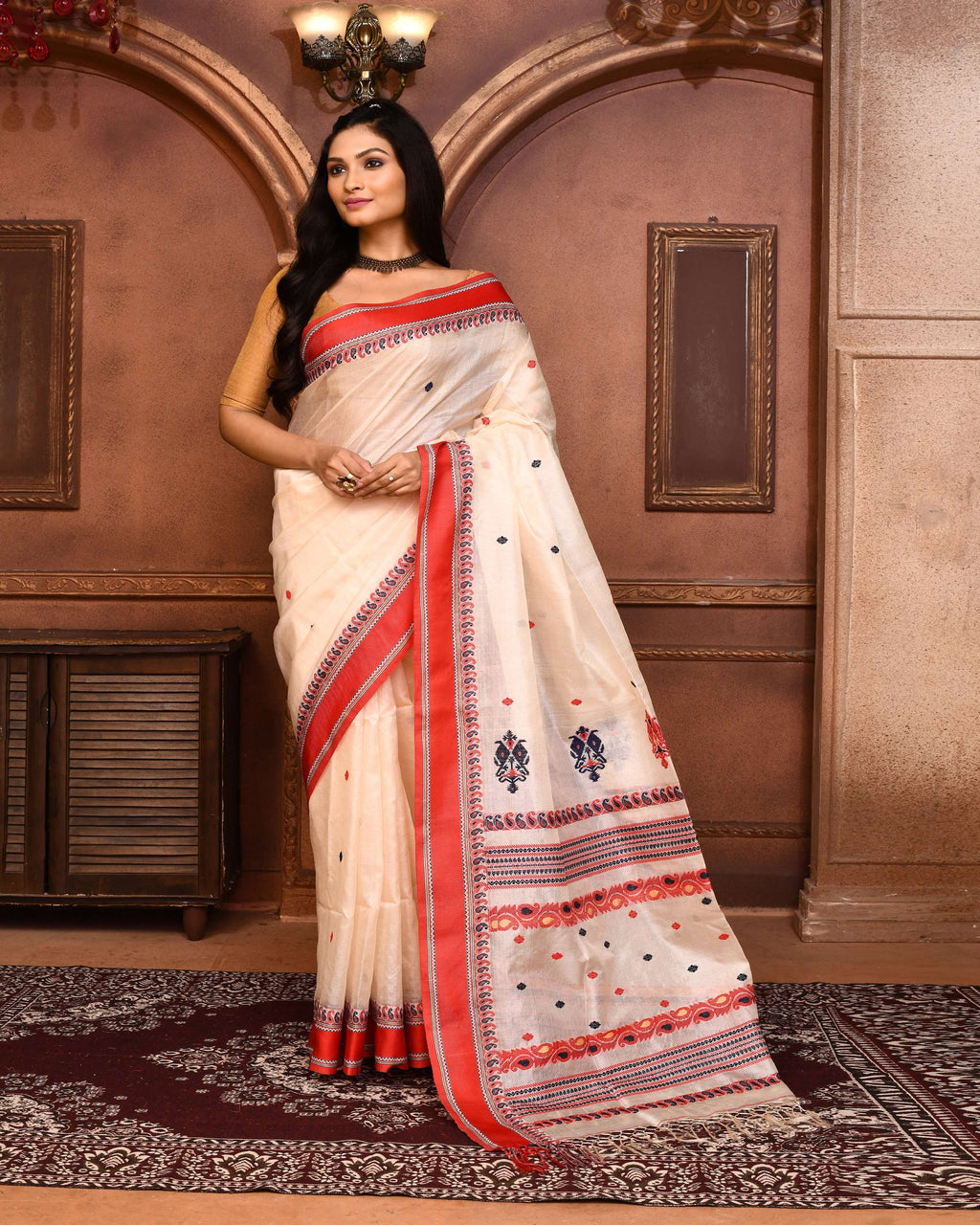 Piyari Fashion Off White Tussar Silk Jamdani Saree With Blouse Piece | Grocsy