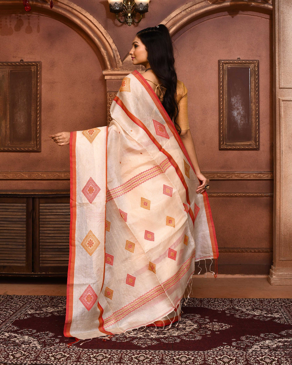 Piyari Fashion Off White Tussar Silk Jamdani Saree With Blouse Piece | Grocsy
