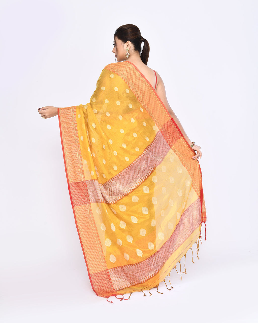 Piyari Fashion Women's Yellow Zari Cotton Tissue Jamdani Saree | Grocsy