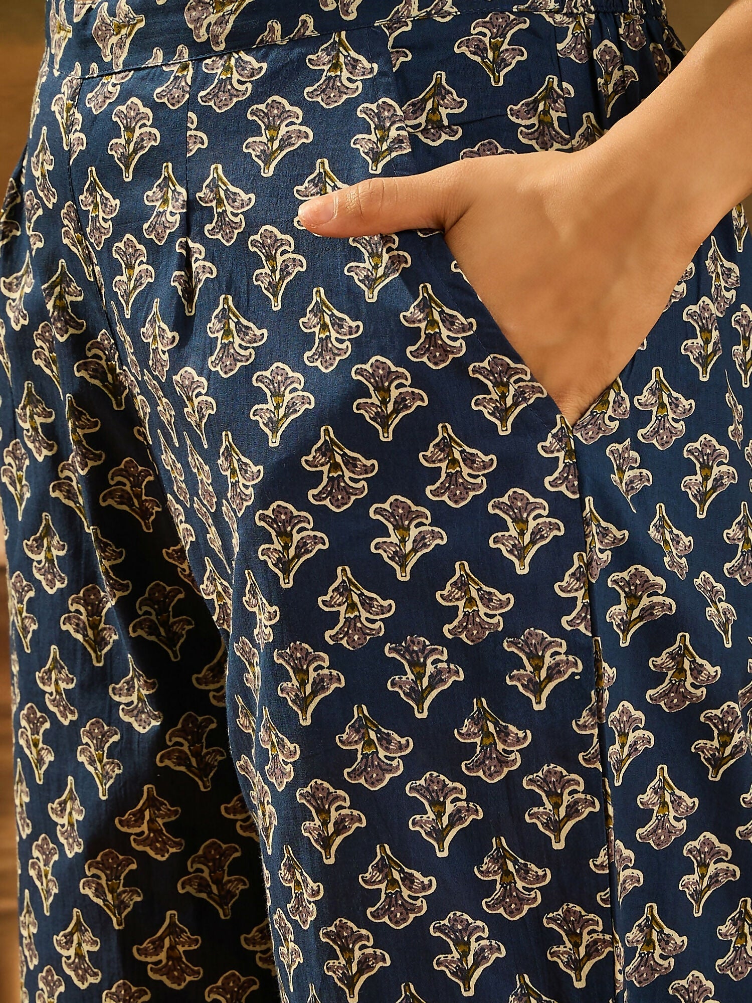 Joban Fashion Printed Navy Blue Pure Cotton Kurta Set | Grocsy