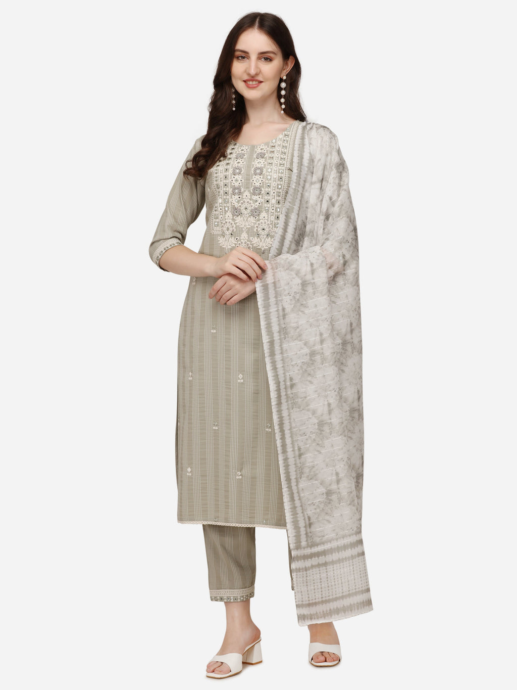 Floral Embroidered & Thread Work Kurta With Pant & Dupatta Set, Multicolor - Hiral Fashion | Grocsy