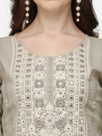Floral Embroidered & Thread Work Kurta With Pant & Dupatta Set, Multicolor - Hiral Fashion | Grocsy