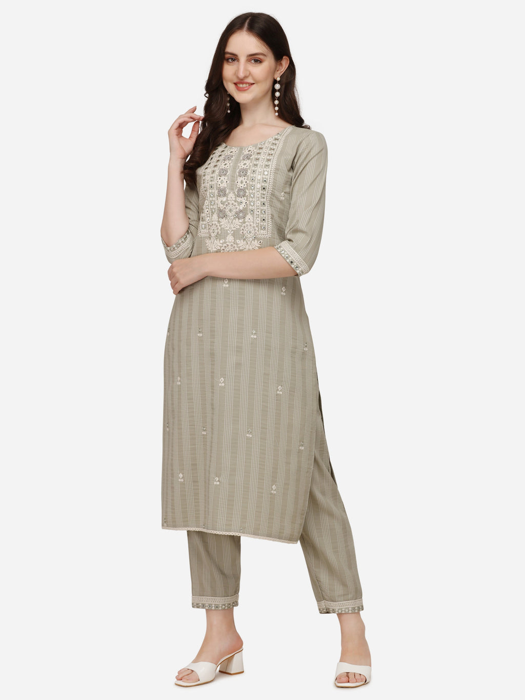 Floral Embroidered & Thread Work Kurta With Pant & Dupatta Set, Multicolor - Hiral Fashion | Grocsy
