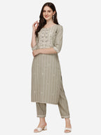 Floral Embroidered & Thread Work Kurta With Pant & Dupatta Set, Multicolor - Hiral Fashion | Grocsy