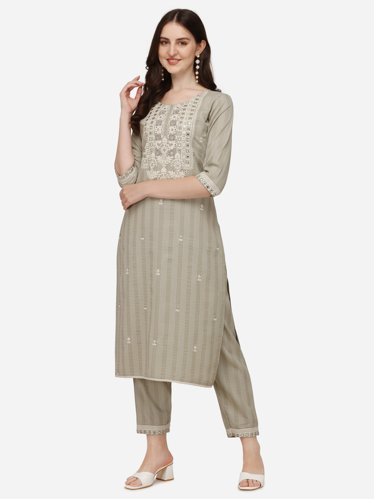 Floral Embroidered & Thread Work Kurta With Pant & Dupatta Set, Multicolor - Hiral Fashion | Grocsy