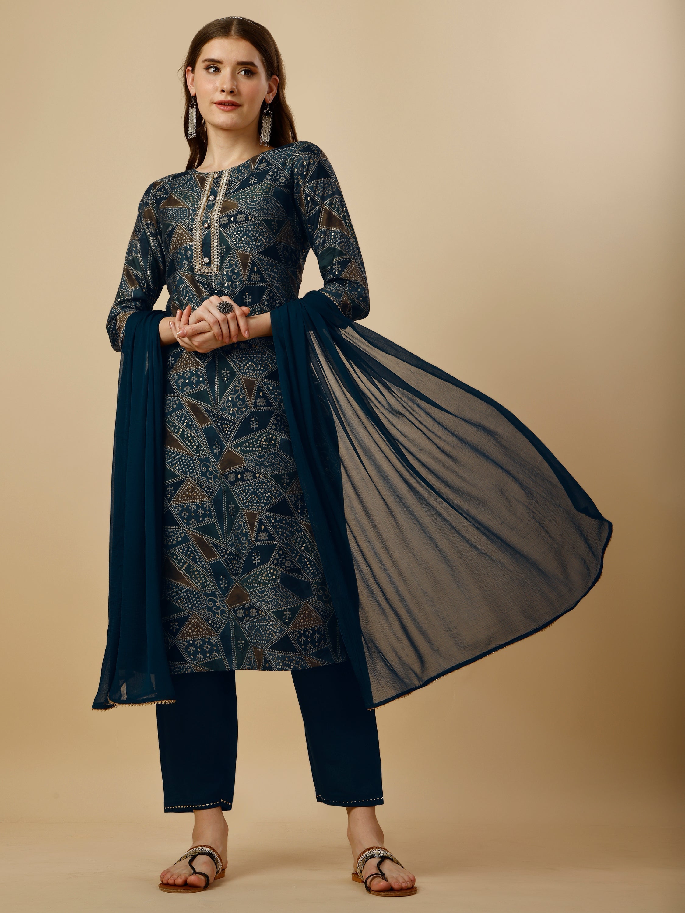 Geometric Printed Kurta With Pant And Dupatta Set, Multicolor - Hiral Fashion | Grocsy