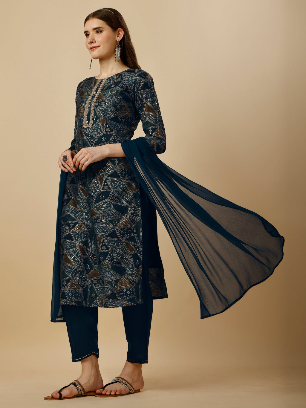Geometric Printed Kurta With Pant And Dupatta Set, Multicolor - Hiral Fashion | Grocsy