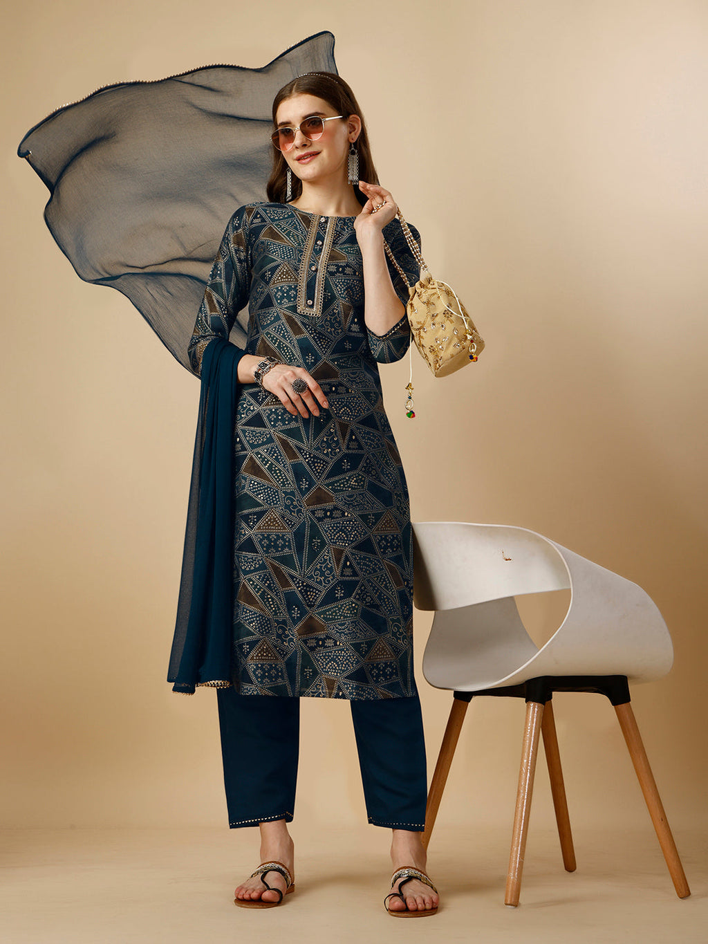 Geometric Printed Kurta With Pant And Dupatta Set, Multicolor - Hiral Fashion | Grocsy