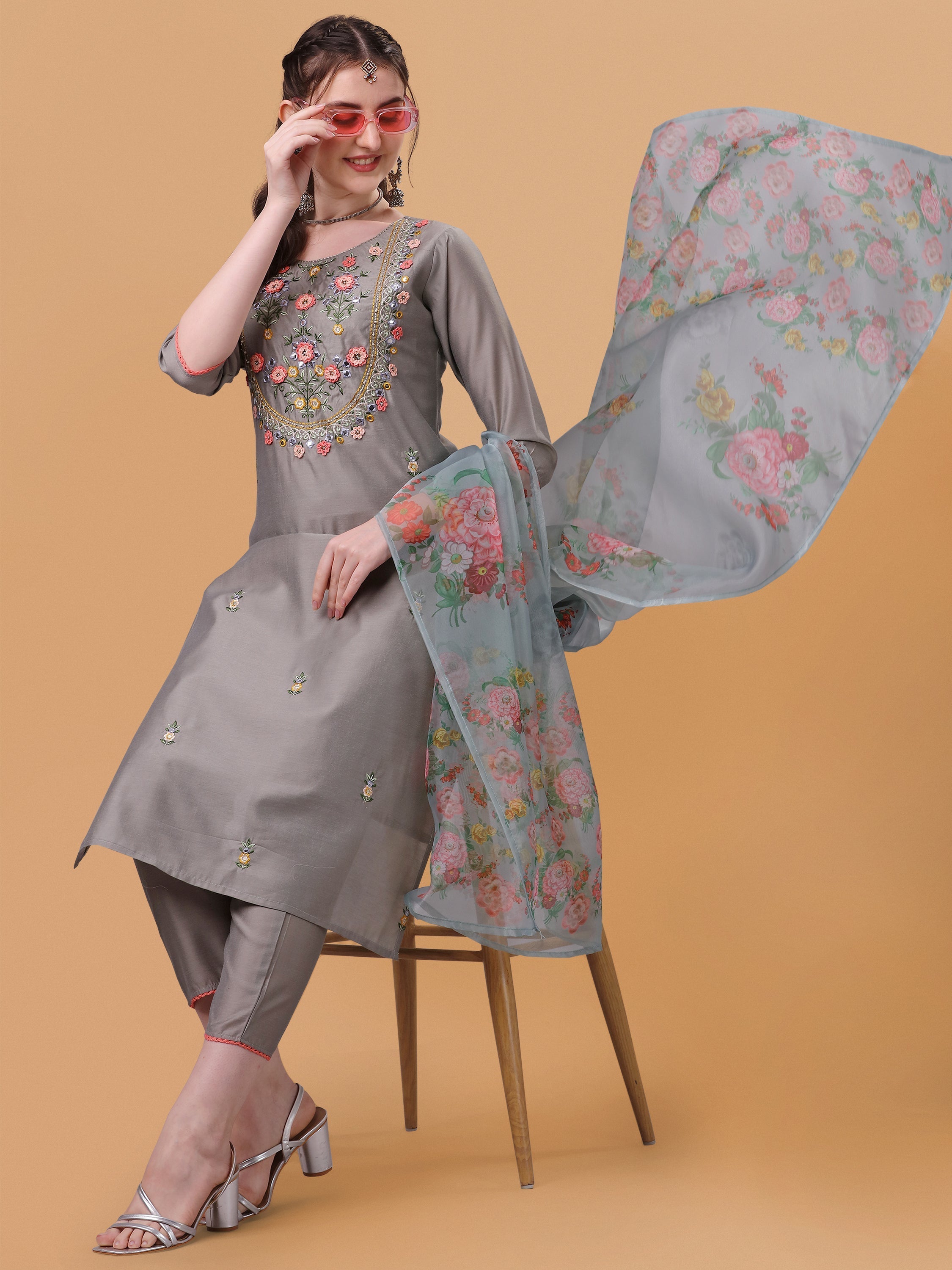 Hand Embroidered Kurta With Pant & Organza Printed Dupatta, Multicolor - Hiral Fashion | Grocsy