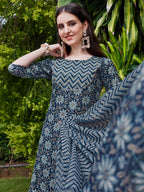 Floral Printed Kurta With Pant & Dupatta Set, Multicolor - Hiral Fashion | Grocsy