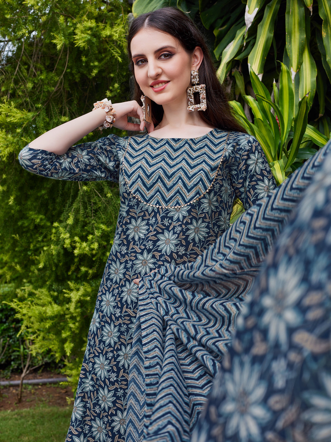Floral Printed Kurta With Pant & Dupatta Set, Multicolor - Hiral Fashion | Grocsy