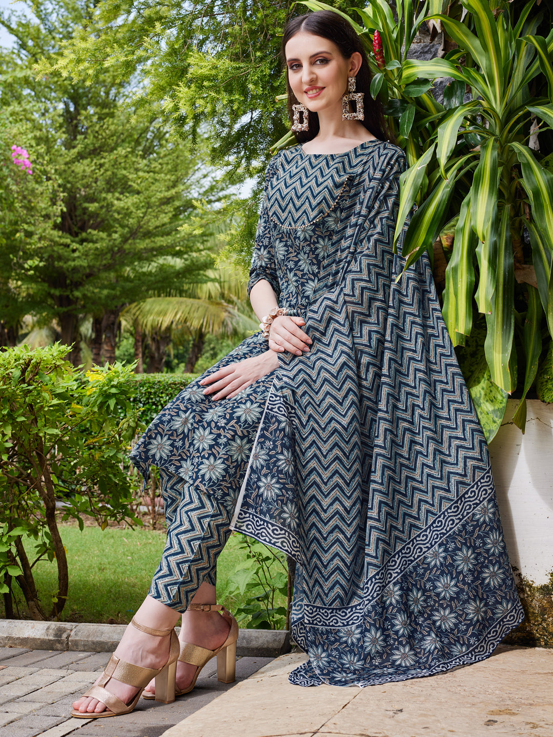 Floral Printed Kurta With Pant & Dupatta Set, Multicolor - Hiral Fashion | Grocsy