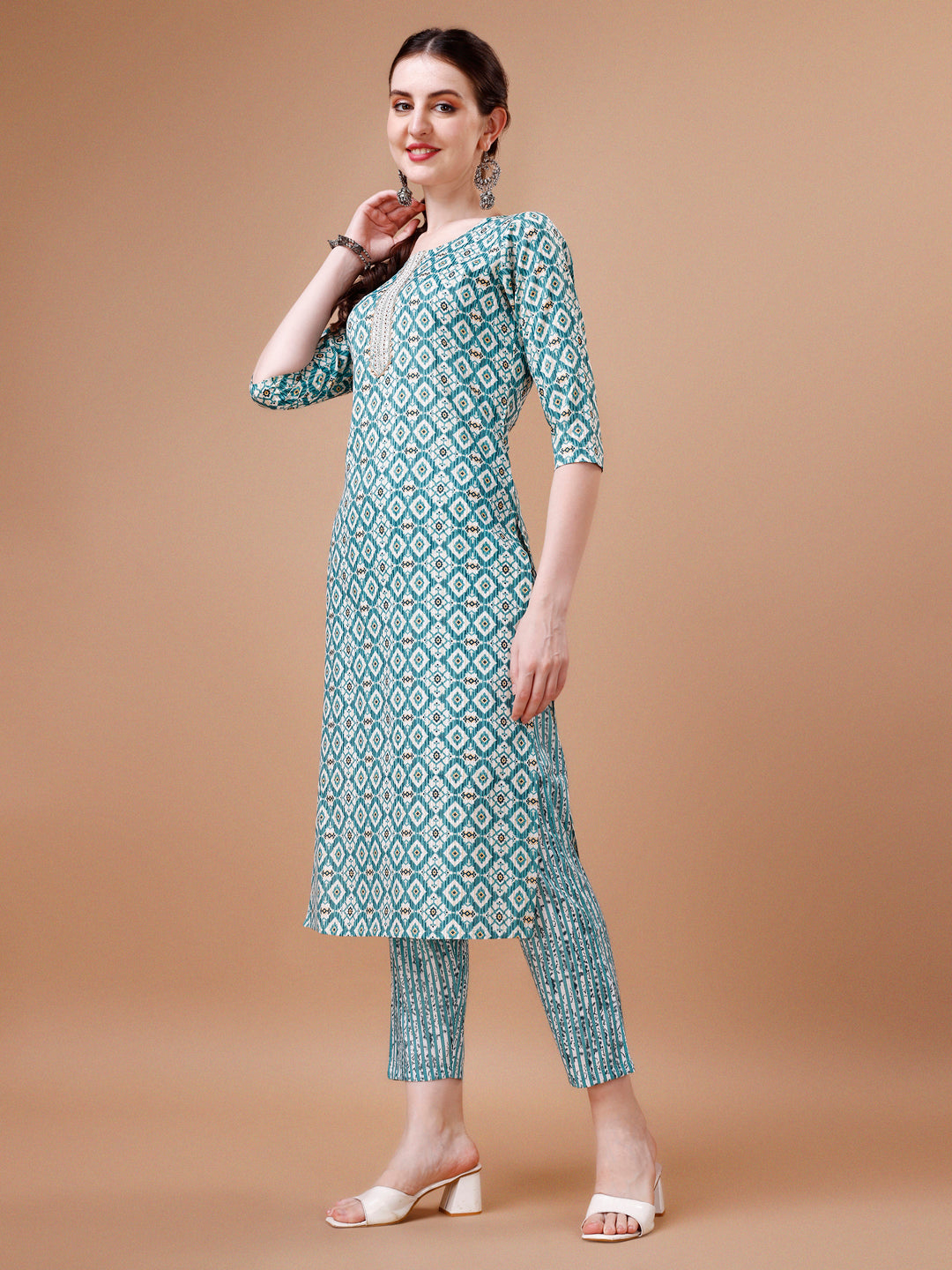 Printed & Lace Yoke Embroidered Kurta With Pant & Dupatta, Multicolor - Hiral Fashion | Grocsy