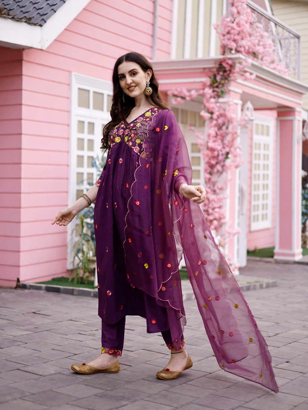 Hand Embroidered Alia Cut Kurta With Pant & Embroidered Organza Dupatta Premium, Multicolor - Hiral Fashion | Grocsy
