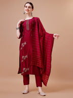 Placement Hand Embroidered Kurta With Pant & Dupatta Set, Multicolor - Hiral Fashion | Grocsy