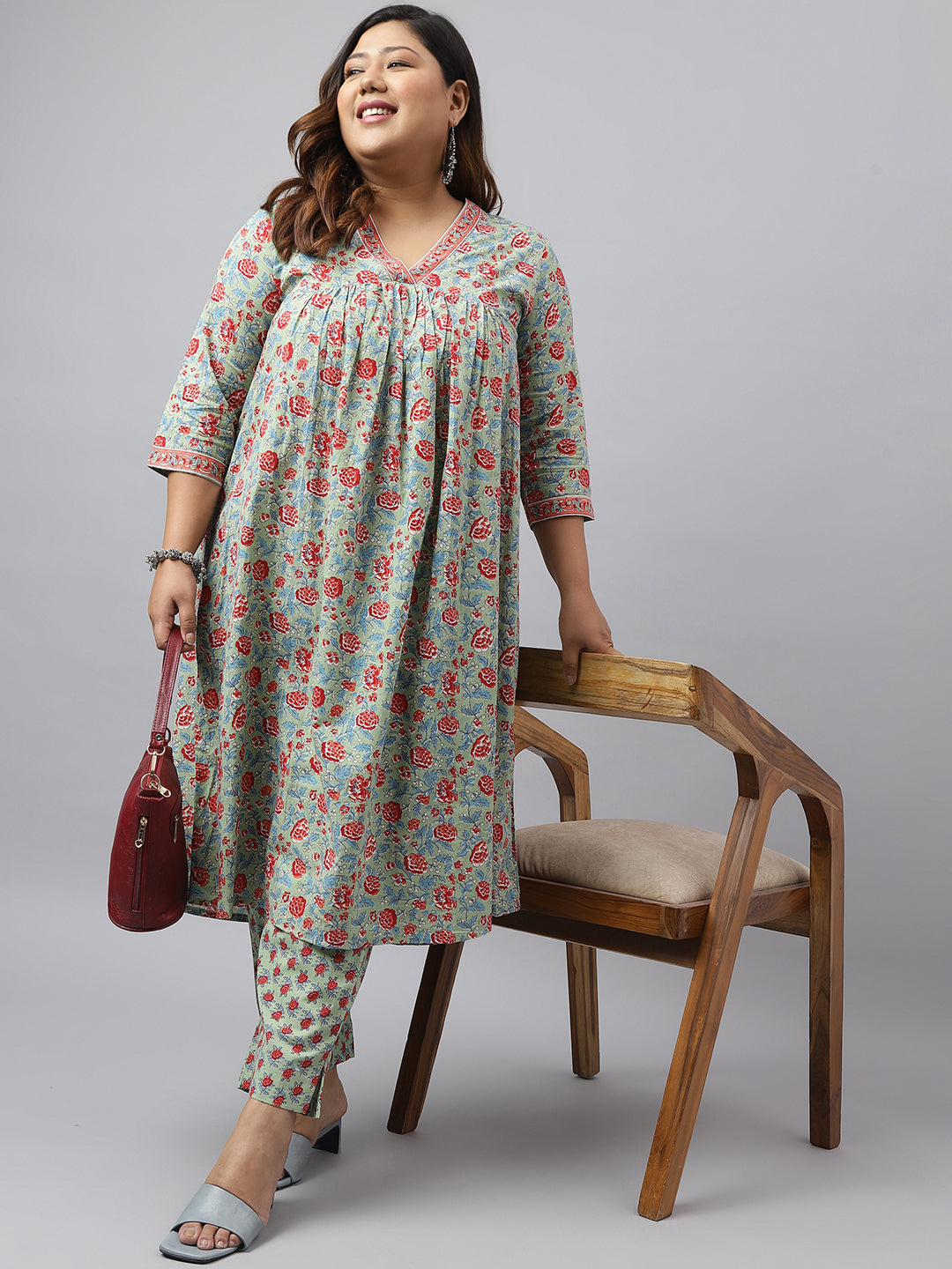 Janasya Women's Green Cotton Empire Casual Kurta Set | Grocsy