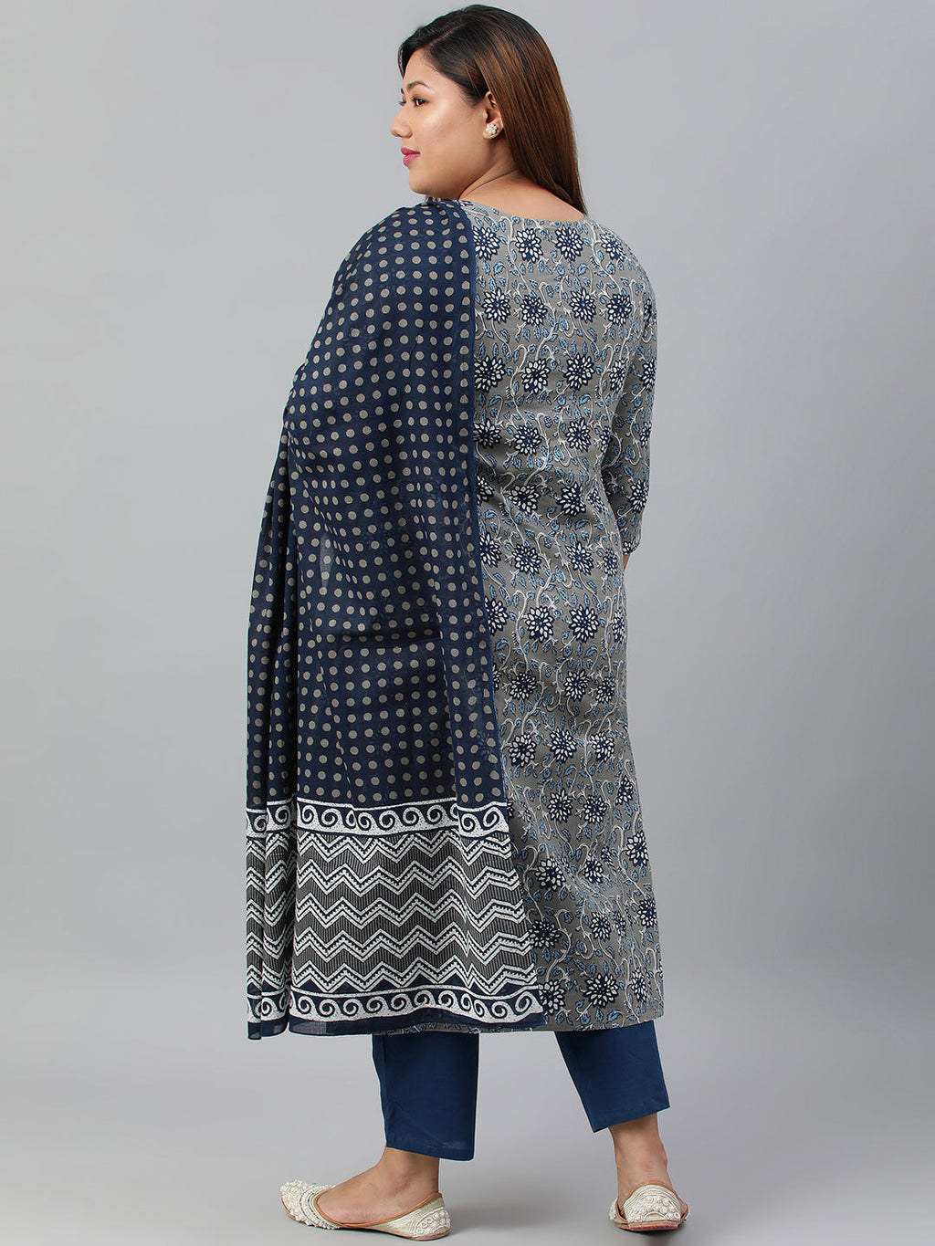 Janasya XL LOVE by Janasya Women's Plus Size Grey Cotton Kurta With Pant and Dupatta | Grocsy