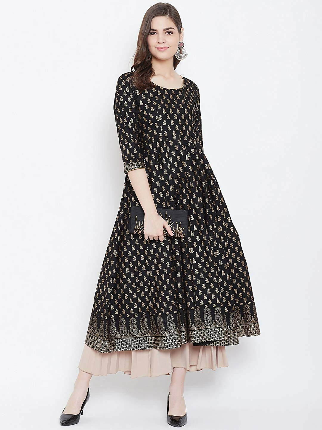Cheera Embellished Daily Wear Cotton Blend Kurta - Black | Grocsy